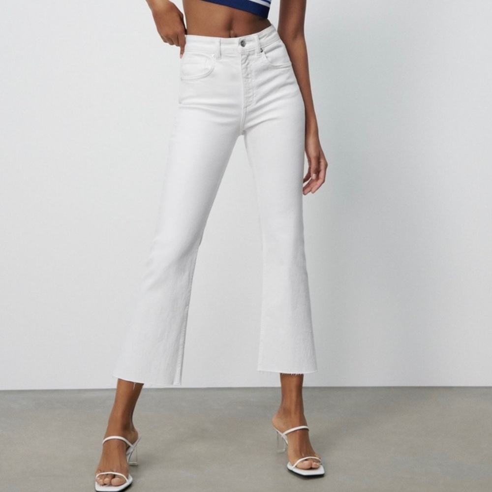 Zara white jeans cropped flare frayed hem 2
